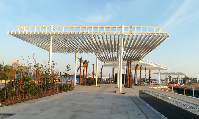 Qatar Lusail Mariana Promenade special pergola